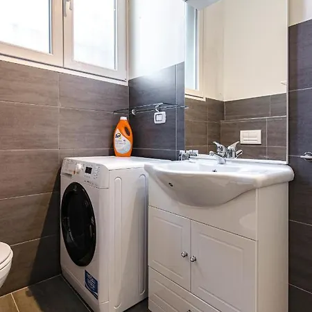 Apartament Finelli *